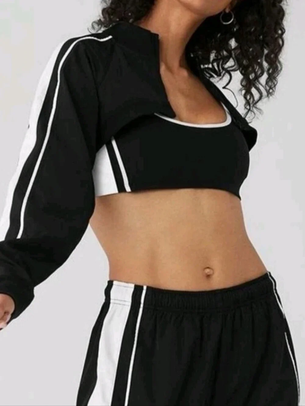 ALO Yoga (Sz M) Black & White Stripe Full Zip LS Cropped Racetrack Shrug Jacket